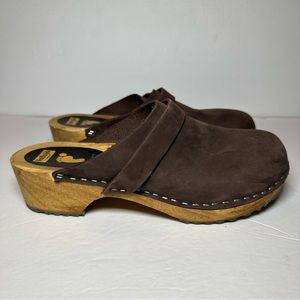 Vollsjö Women’s Suede Swedish Wooden Brown Clogs Sz 40 (US 9-9.5)